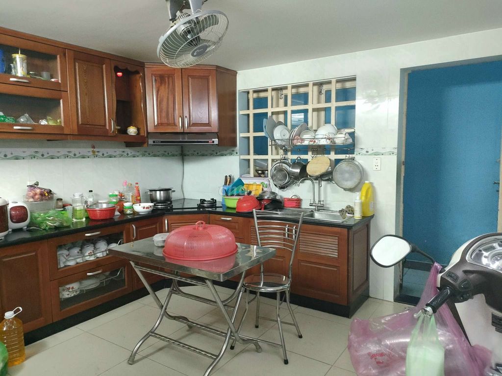 Bán nhà khu Bình Phú view công viên. Mua bán nhà ở tại Quận 6 Tp Hồ Chí Minh được đăng bởi Bảo Hòa hình 3