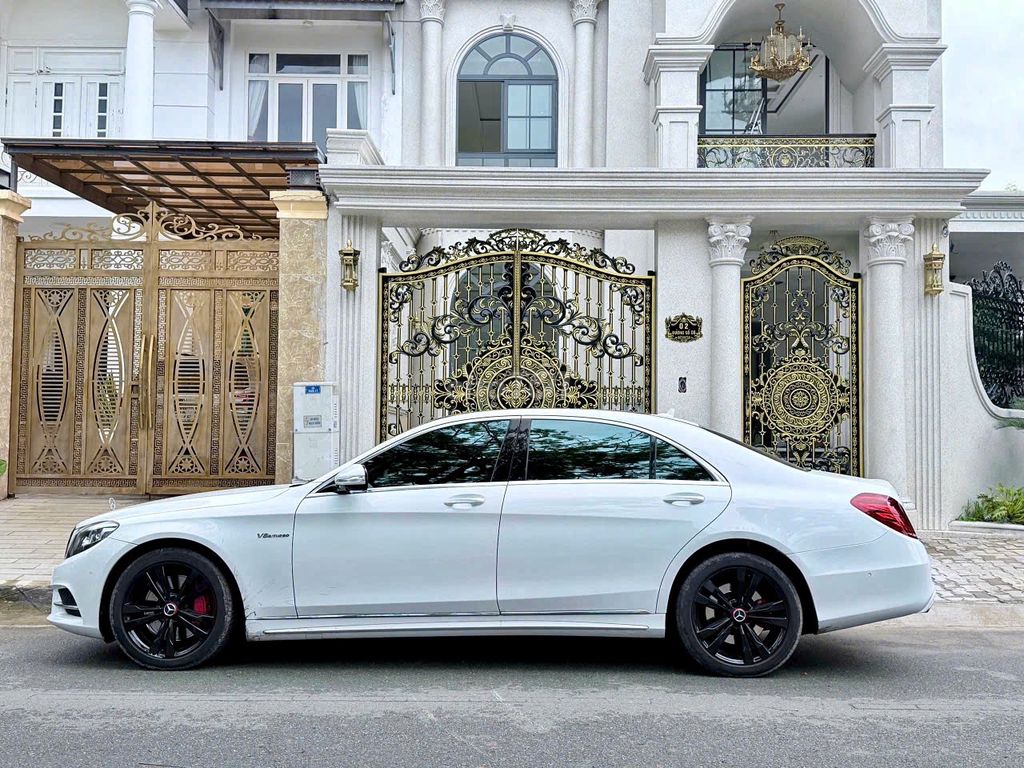 Mercedes Benz S500 4Matic 2015 - 49000 km. Mua bán Ô tô tại Quận 7 Tp Hồ Chí Minh được đăng bởi Nguyễn Đang Quế hình 3