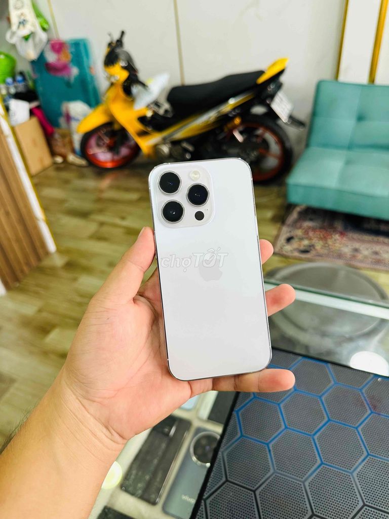 Apple iPhone 14 Pro 128GB Mỹ Zin Đẹp. Mua bán Điện thoại tại Thành phố Tây Ninh Tây Ninh được đăng bởi Công Minh Mobile hình 1