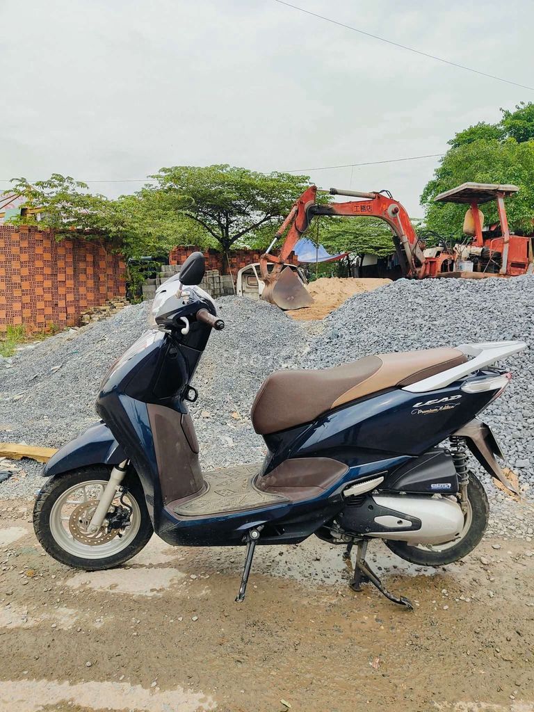 Honda Lead 125 Xanh đen. Mua bán Xe máy tại Quận 8 Tp Hồ Chí Minh được đăng bởi Cao Nam hình 6