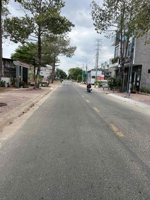 BÁN ĐẤT MẶT TIỀN TUỆ TĨNH TRUNG TÂM PHÚ MỸ - GIÁ 2,8XX TỶ. Mua bán đất tại Thị xã Phú Mỹ Bà Rịa - Vũng Tàu được đăng bởi Võ Văn Thi