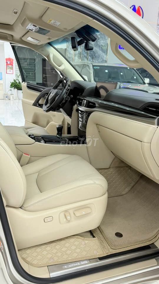 Lexus LX570 2016 Vàng cát. Mua bán Ô tô tại Quận Bắc Từ Liêm Hà Nội được đăng bởi Mr Hợi  hình 9