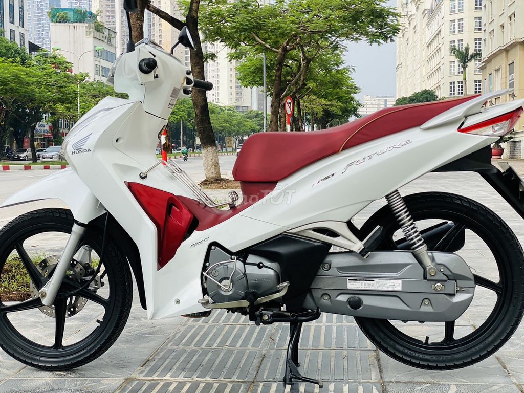 Honda FUTURE125 FI ĐènLED Màu trắng ĐK LầnĐầu 2022. Mua bán Xe máy tại Quận Nam Từ Liêm Hà Nội được đăng bởi TRÍ KIÊN hình 4