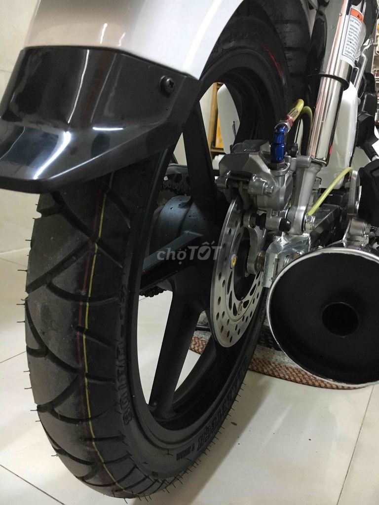 Honda Dream kiểng Cọp màu Trắng Sport, 2 thắng đĩa. Mua bán Xe máy tại Quận 4 Tp Hồ Chí Minh được đăng bởi Pham Van Minh hình 5