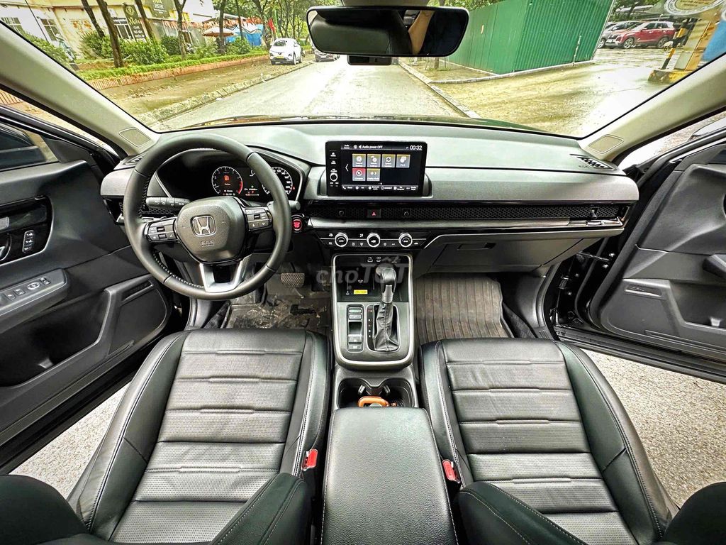 Honda CRV L 2025 phom mới - 9000km. Mua bán Ô tô tại Quận Cầu Giấy Hà Nội được đăng bởi Thái Hoàng Long Auto hình 10
