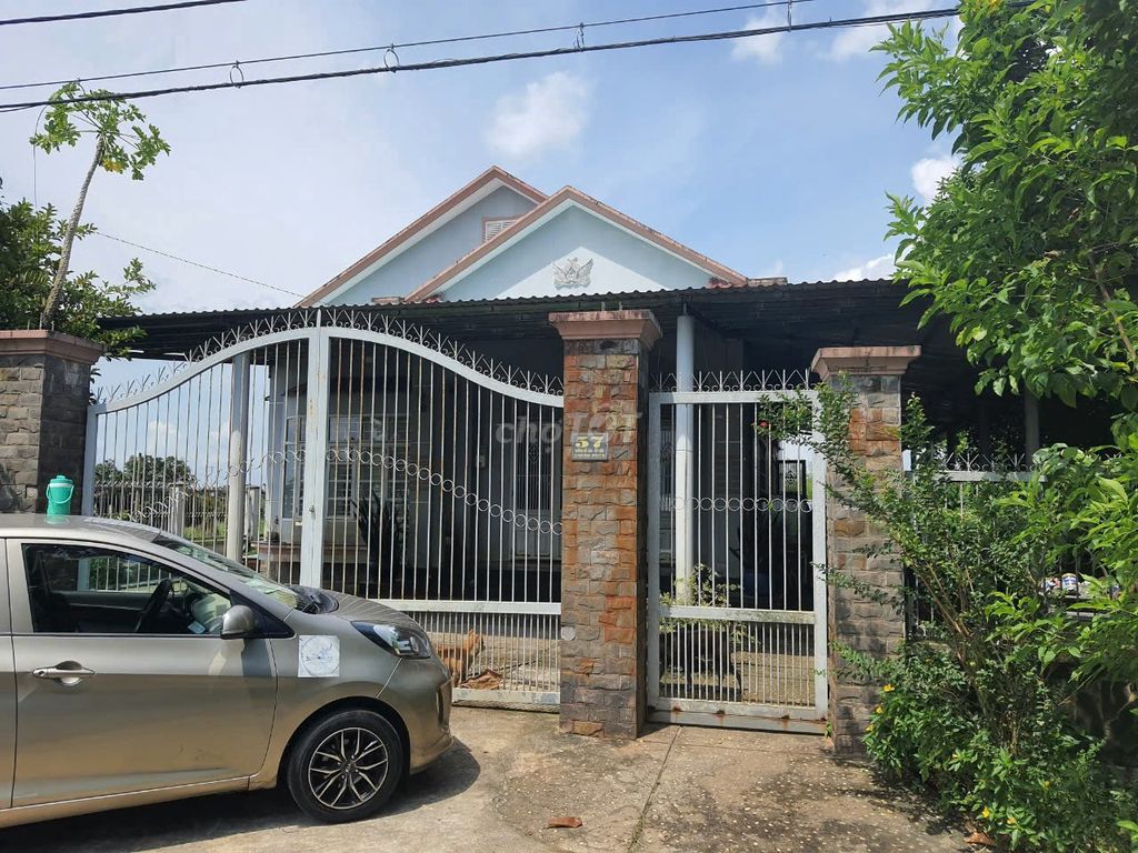 Аренда · 4 комн. · 1306 м² · Huyện Củ Chi, ул. Đường 669