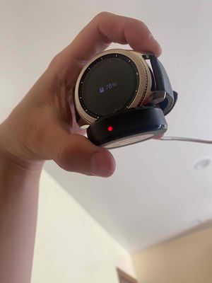 đồng hồ samsung galaxy gear s3 classic như mới. Mua bán Thiết bị đeo thông minh tại Quận Thanh Xuân Hà Nội được đăng bởi Lê Phong