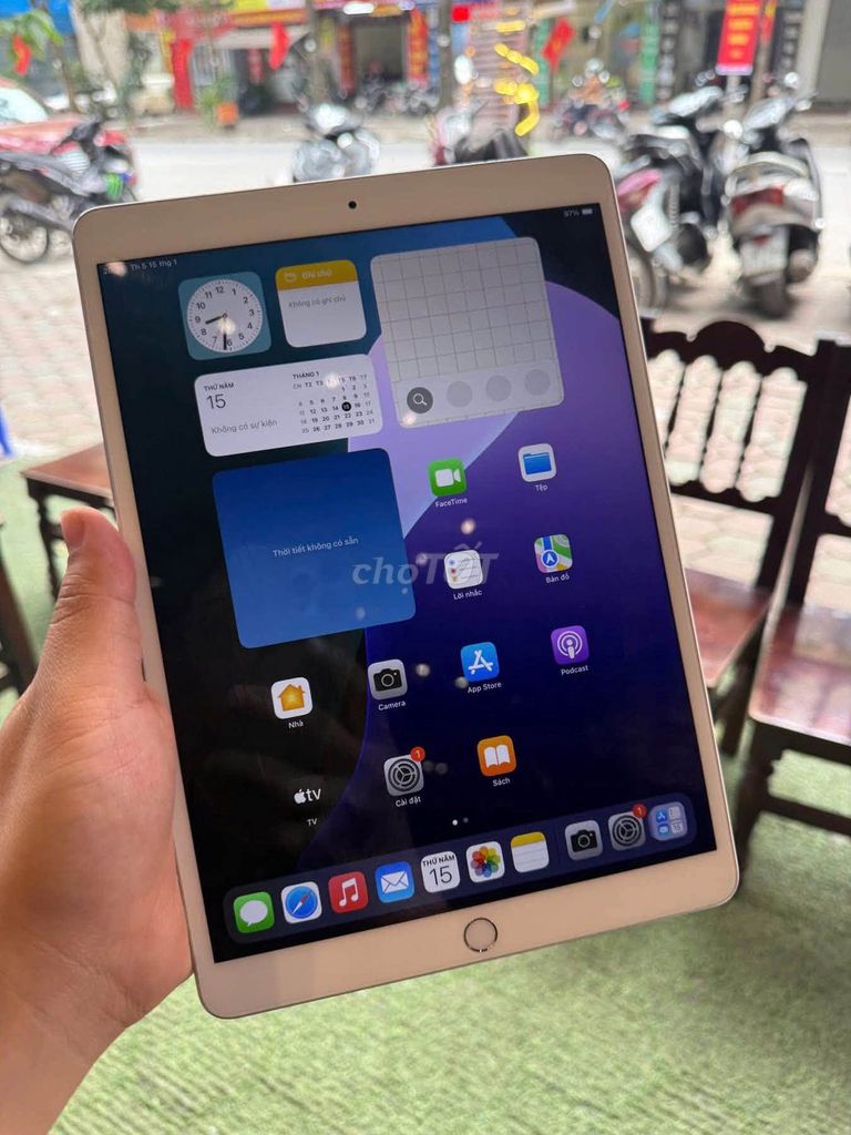 Apple iPad Air 3 Wifi 64GB Bạc 98-99%. Mua bán Máy tính bảng tại Quận Ba Đình Hà Nội được đăng bởi Hội Đồ Điện Tử hình 1