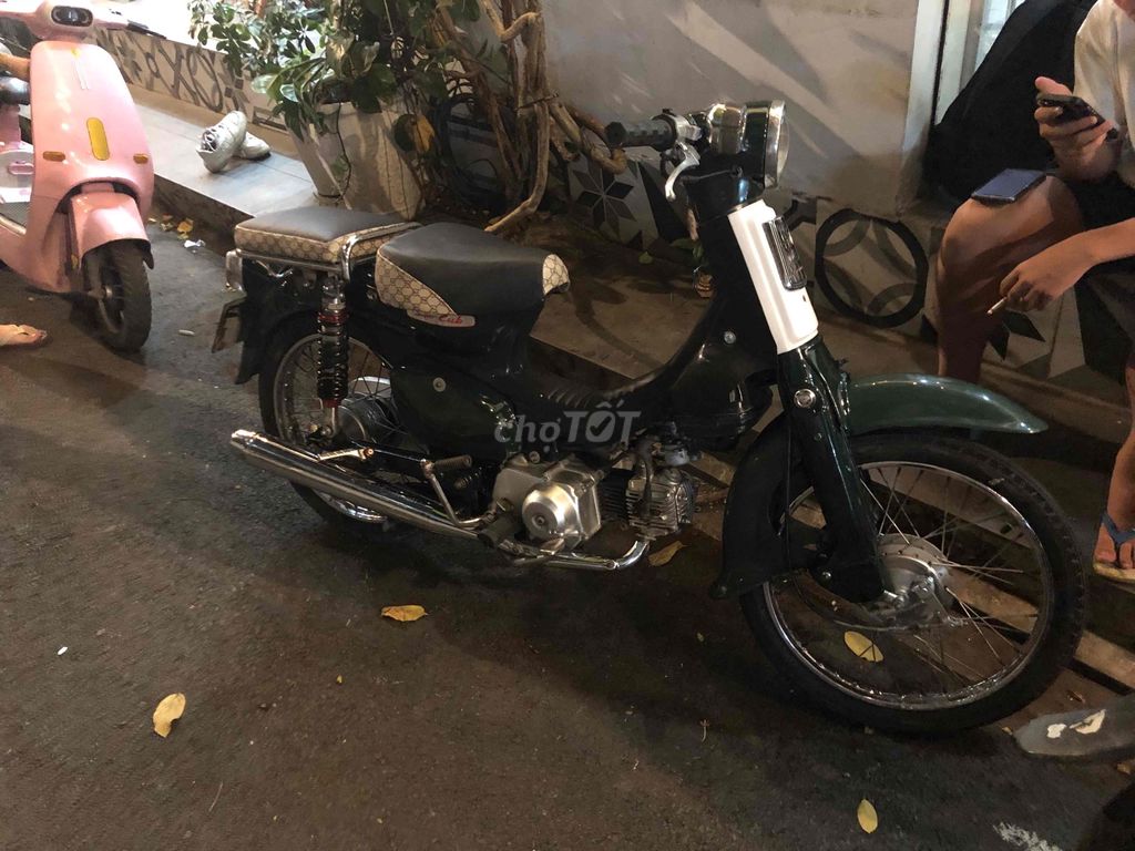 Supper cub 81 dọn kiểng nhẹ máy mới bốc êm. Mua bán Xe máy tại Quận Tân Phú Tp Hồ Chí Minh được đăng bởi Lê Tấn Danh hình 2