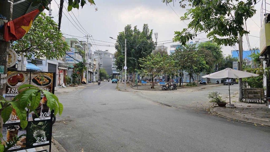 12 TỶ - NHÀ MẶT TIỀN KINH DOANH - 135m2 – LINH TRUNG, THỦ ĐỨC