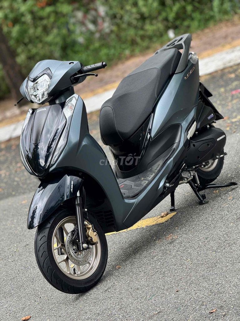 Honda Lead 2025 ABS Xanh nhám 3000 km. Mua bán Xe máy tại Quận 12 Tp Hồ Chí Minh được đăng bởi Hoàng Phú hình 11