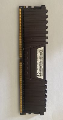 RAM PC Corsair Vengeance LPX 16GB DDR4 3000MHz