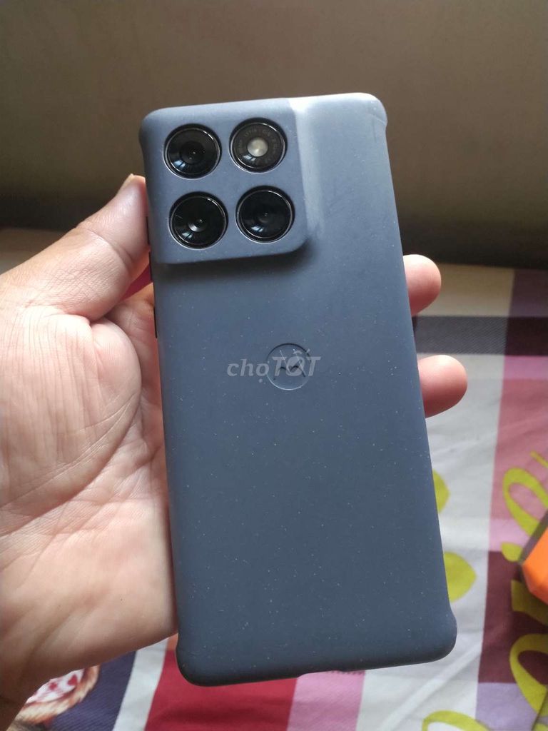 Motorola Edge 60 Fu 256GB Xám. Mua bán Điện thoại tại Huyện Mê Linh Hà Nội được đăng bởi Mr phong hình 1