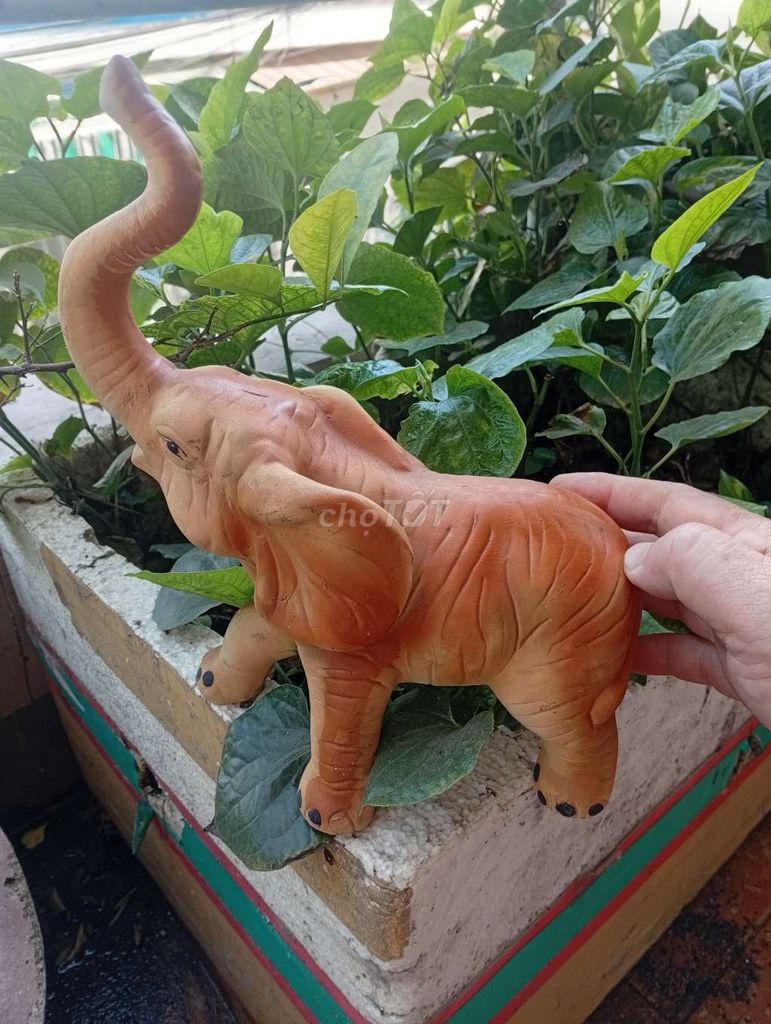 Tượng trang trí Voi đất nung. Mua bán Đồ sưu tầm, đồ cổ tại Quận 12 Tp Hồ Chí Minh được đăng bởi Thíchđủthứ hình 1