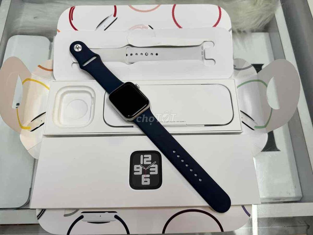 Bán apple watch se 44 Trắng 2023 vna bh fpt