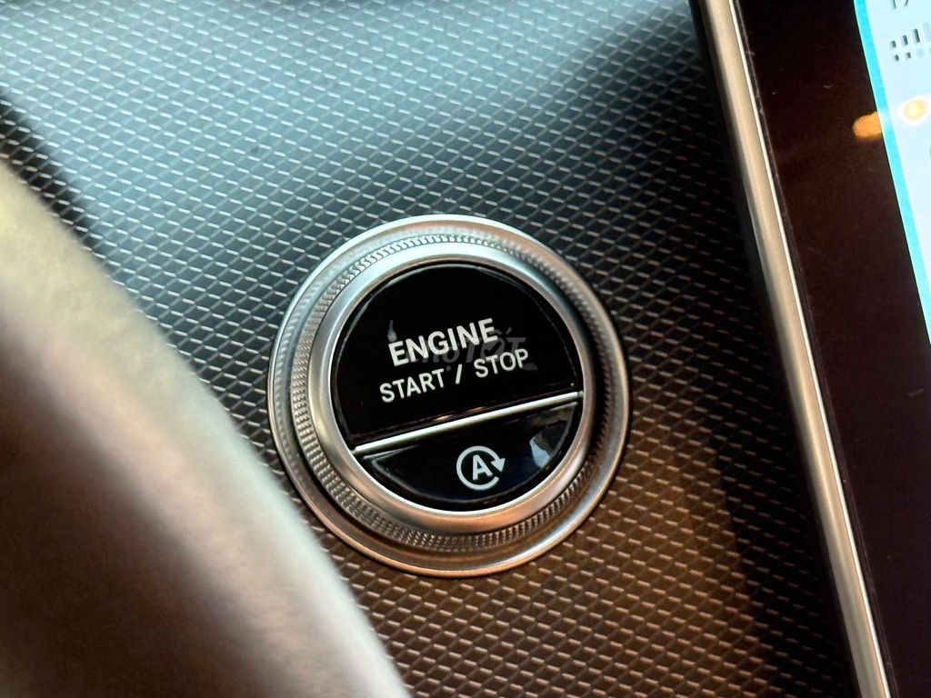 Mercedes Benz C200 Avantgarde 2023. Mua bán Ô tô tại Quận Long Biên Hà Nội được đăng bởi Khổng Tấn Luxury Car hình 7