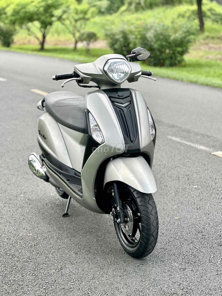 ✅✅ Grande 125cc.Zin Nguyên Bản. Siêu Keng. Mua bán Xe máy tại Quận Gò Vấp Tp Hồ Chí Minh được đăng bởi VESPA ĐỨC NGUYỄN  hình 1