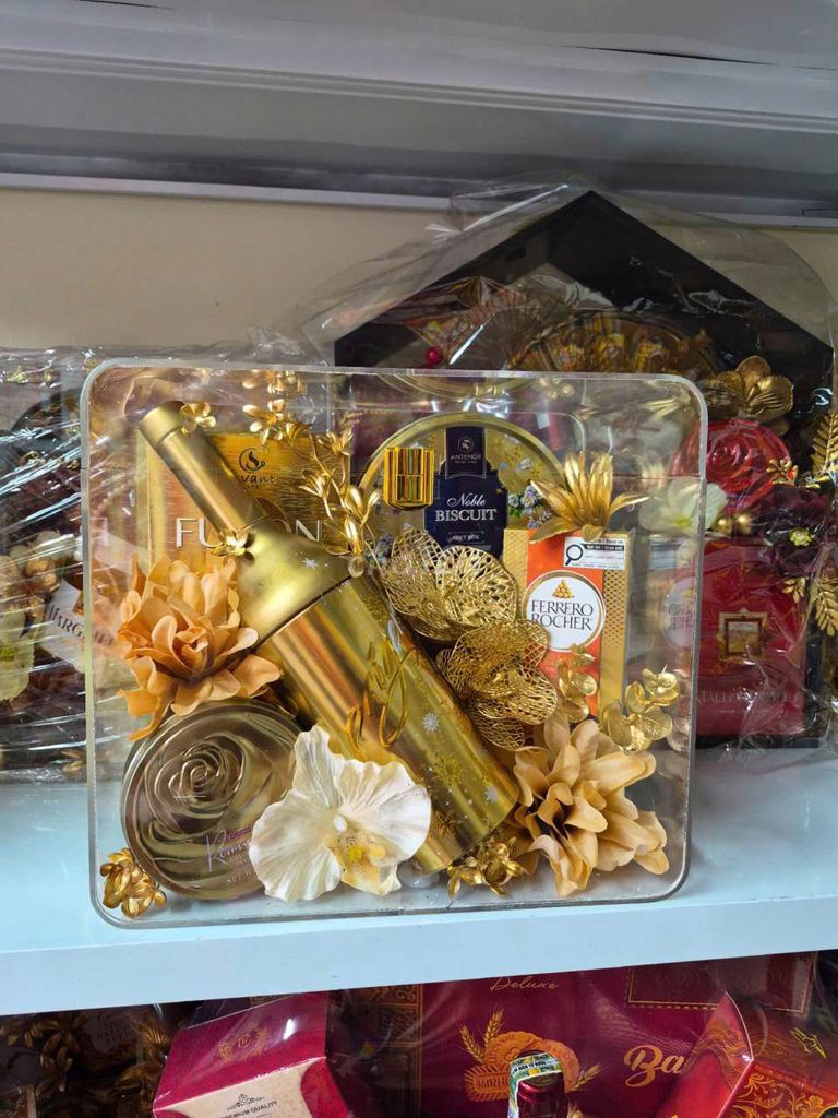 Giỏ quà Tết đa màu sắc. Mua bán Đồ ăn, thực phẩm và các loại khác tại Quận Ba Đình Hà Nội được đăng bởi Ngô Đạt hình 1