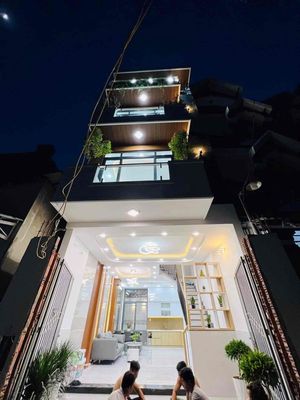 Nhà phố 100 m² · 5 PN · Đường Hoàng Hoa Thám