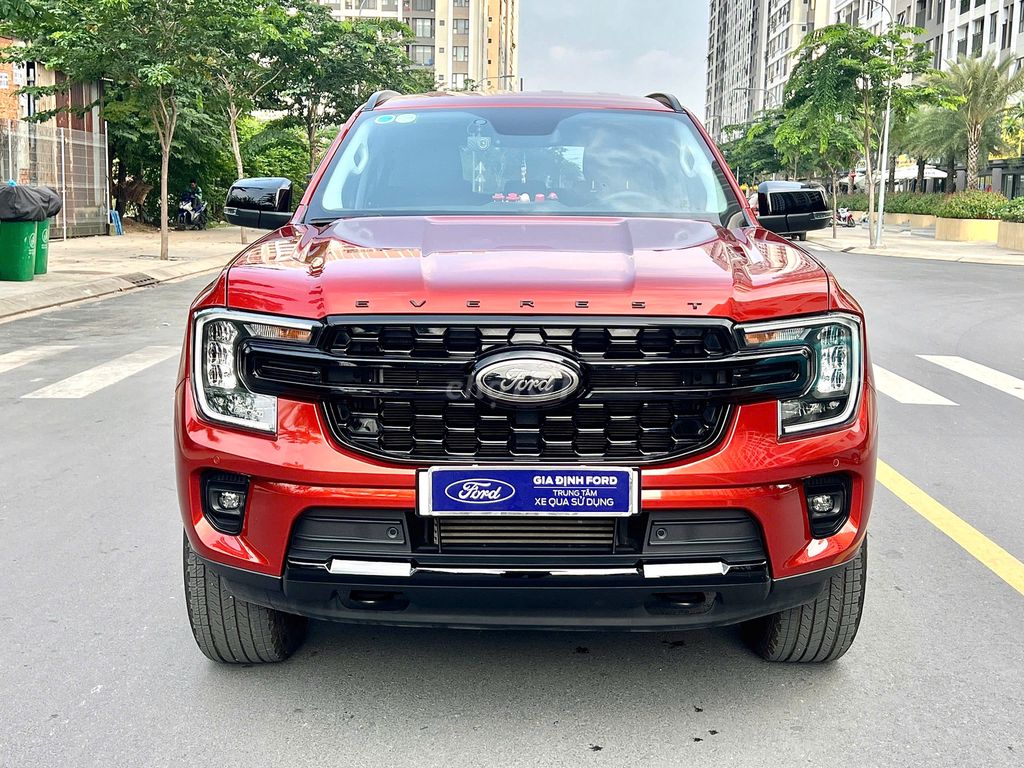 Ford Everest Sport 2023  - Xe chính chủ biển TPHCM