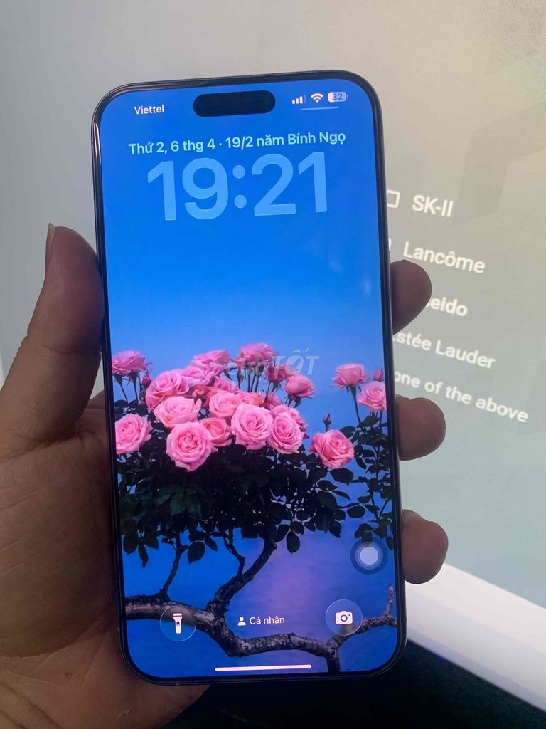 iPhone 15ProMax 256GB VN/A vỡ lưng sau pass luôn. Mua bán Điện thoại tại Huyện Đan Phượng Hà Nội được đăng bởi nguyễn văn quang hình 1