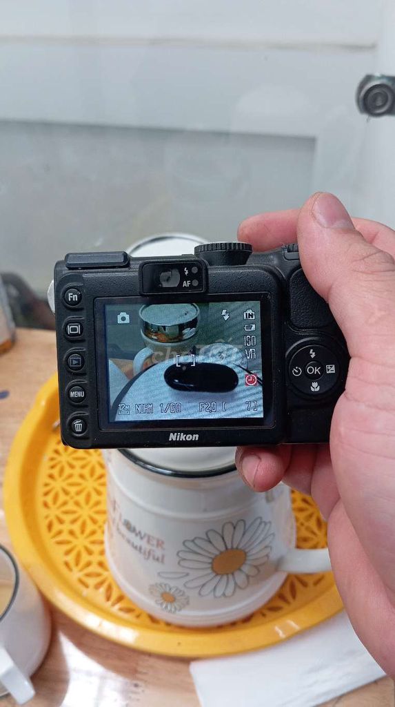 Máy ảnh Nikon P5100 Đen Cần sửa chữa. Mua bán Máy ảnh, Máy quay tại Quận 12 Tp Hồ Chí Minh được đăng bởi Phúc Quang hình 1