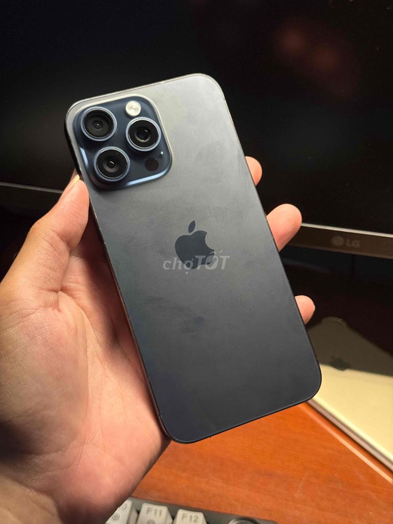 Apple iPhone 15 Pro Max 256GB Xanh 100%. Mua bán Điện thoại tại Huyện Nhà Bè Tp Hồ Chí Minh được đăng bởi Vũ Quang Linh hình 1