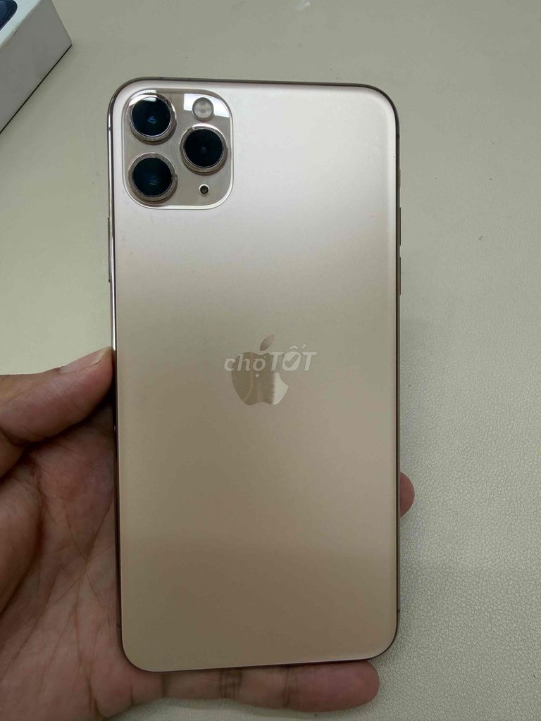 Apple iPhone 11 Pro Max 256GB Vàng zin chuẩn. Mua bán Điện thoại tại Quận Tân Bình Tp Hồ Chí Minh được đăng bởi Shop Trung Văn Apple Watch hình 1