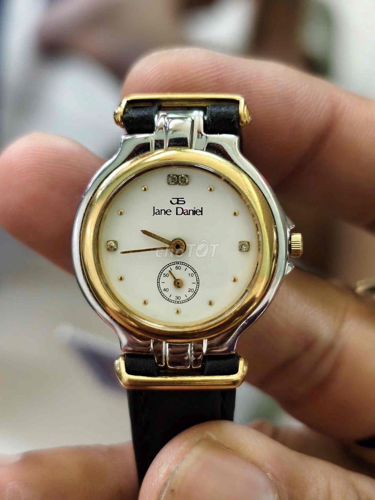 Đồng hồ nữ Jane Daniel num dàg 18K pin độc hiếm. Mua bán Đồng hồ tại Quận 10 Tp Hồ Chí Minh được đăng bởi lê mạnh tuân hình 1