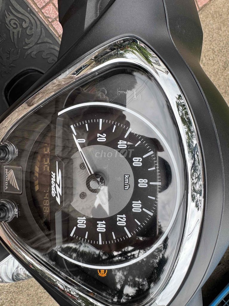 Sh mode bản full ABS chính chủ phố như mới. Mua bán Xe máy tại Thành phố Buôn Ma Thuột Đắk Lắk được đăng bởi Thu Hiền hình 10