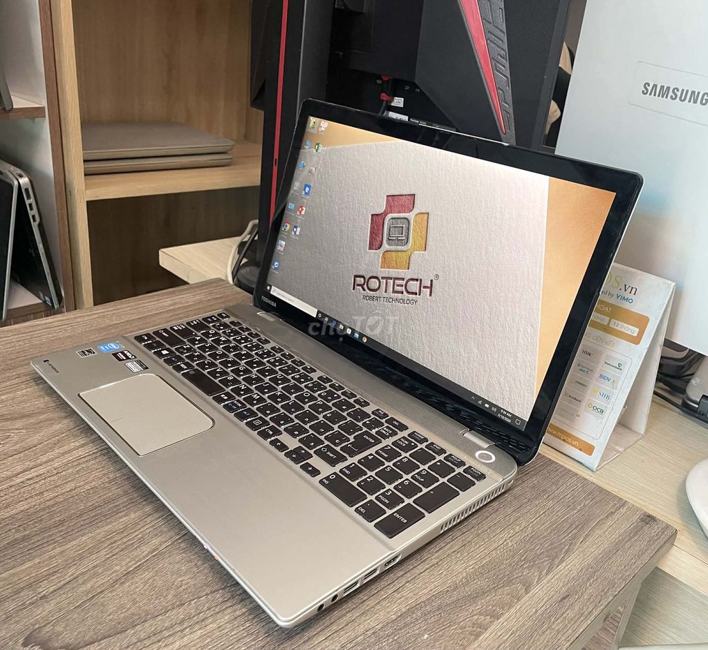 Toshiba T954 i7-4700HQ 8GB 15.6" 4K Cảm Ứng. Mua bán Laptop tại Quận Bình Tân Tp Hồ Chí Minh được đăng bởi Rotech Store hình 1