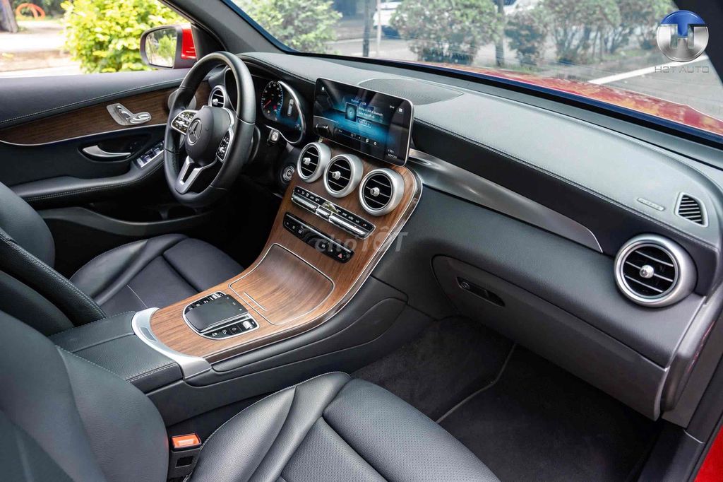 Mercedes-Benz GLC200 4Matic 2022 Đỏ. Mua bán Ô tô tại Quận Long Biên Hà Nội được đăng bởi H3T Auto Việt Nam hình 5
