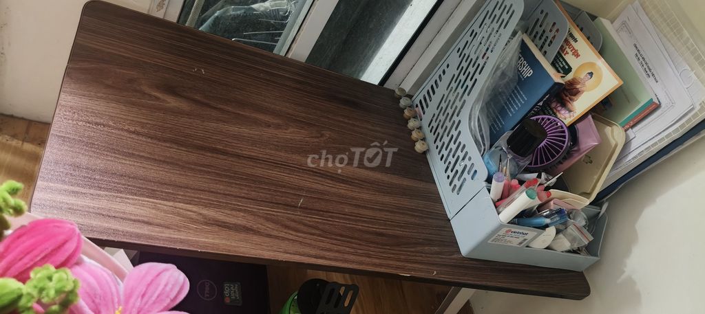 Bàn học gấp gọn gỗ công nghiệp vân gỗ. Mua bán Bàn ghế tại Quận 7 Tp Hồ Chí Minh được đăng bởi Linh Vo Thi hình 1