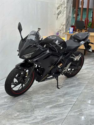 Honda CBR150R đen nhám siêu ngầu. Mua bán Xe máy tại Quận Thanh Khê Đà Nẵng được đăng bởi Xe Máy Đức Vũ 658 Trần Cao Vân