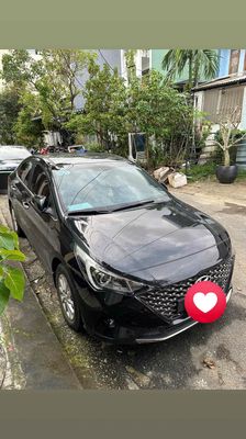 Hyundai Accent 2022 Số tự động 40000 km Đen