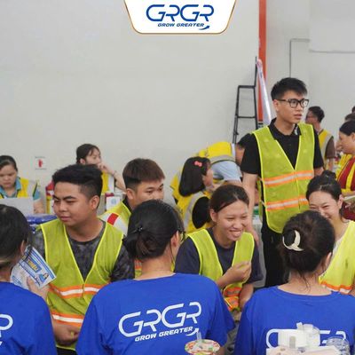 TUYỂN THỜI VỤ LƯƠNG NGÀY KHO SHOPEE CỦ CHI