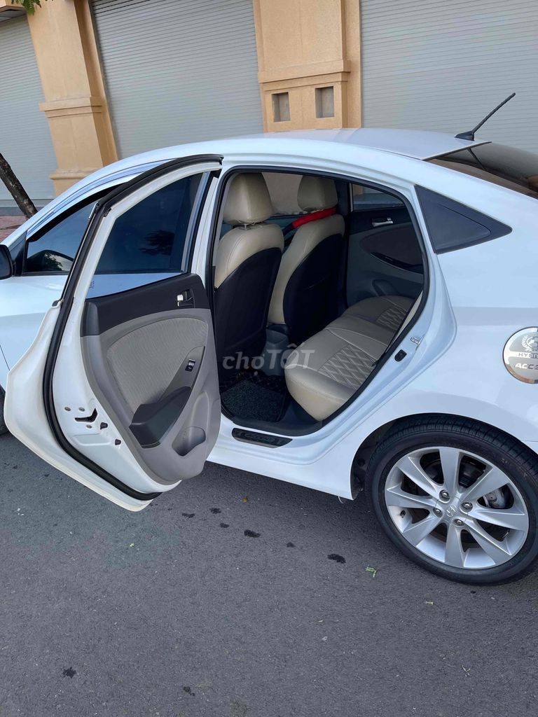 Hyundai Accent 2016 1.4 MT nhập Hàn nguyên chiếc. Mua bán Ô tô tại Thành phố Tuy Hòa Phú Yên được đăng bởi Khoa hình 10