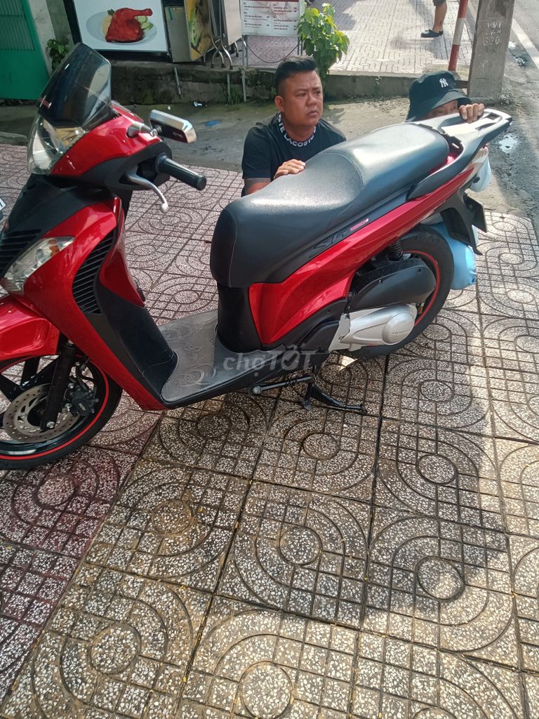 Cần bán xe sh 150i. Mua bán Xe máy tại Huyện Bình Chánh Tp Hồ Chí Minh được đăng bởi Kiet Vu hình 3