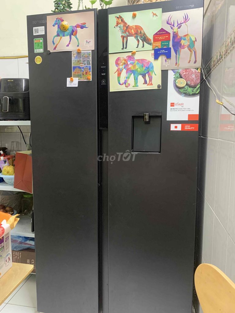 Tủ Toshiba 2 cánh, lấy nước ngoài còn rất mới. Mua bán Tủ lạnh tại Quận Cầu Giấy Hà Nội được đăng bởi Tu Hoang hình 1