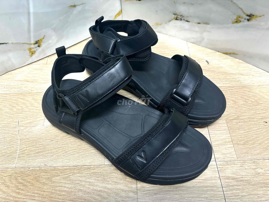 Sandal Vionic Nam Da bò. Mua bán Giày dép tại Quận Hoàng Mai Hà Nội được đăng bởi Giày Cỡ Lớn hình 1