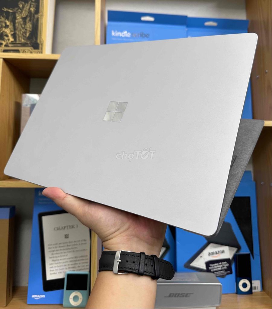 Surface Laptop 4, Ryzen 5 / 8gb / 256gb / 2K Touch