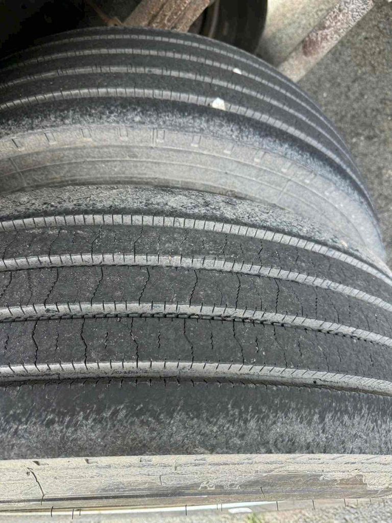 Fuso 3 chân 2016 13.5 tấn. Mua bán Xe tải, xe ben tại Thành phố Thuận An Bình Dương được đăng bởi Phung Truong hình 5