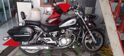 Suzuki GZ 150-A Đen, Bạc