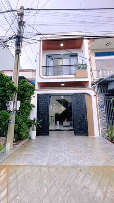 Chính chủ cần bán gấp nhà lầu giá 1 ty 450 còn thương lượng