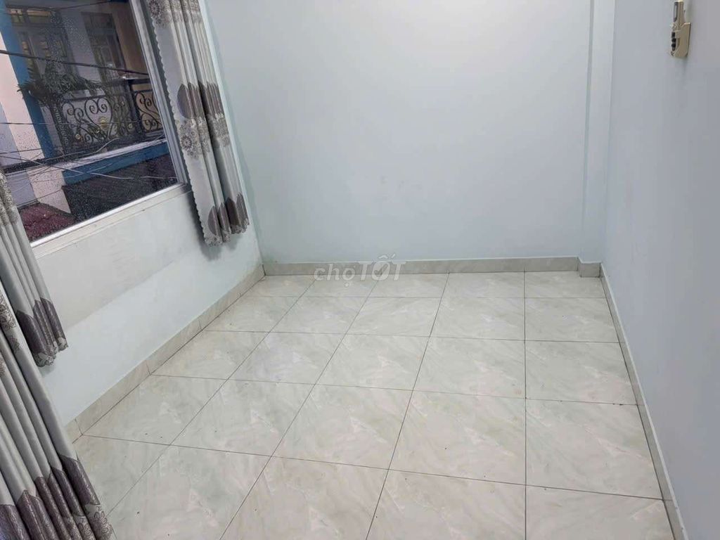 ПРОДАЕТСЯ ДОМ НА ПРОДАЖУ ДОМ, улица 33/16А, BHH A, Бинь Тан, HCM