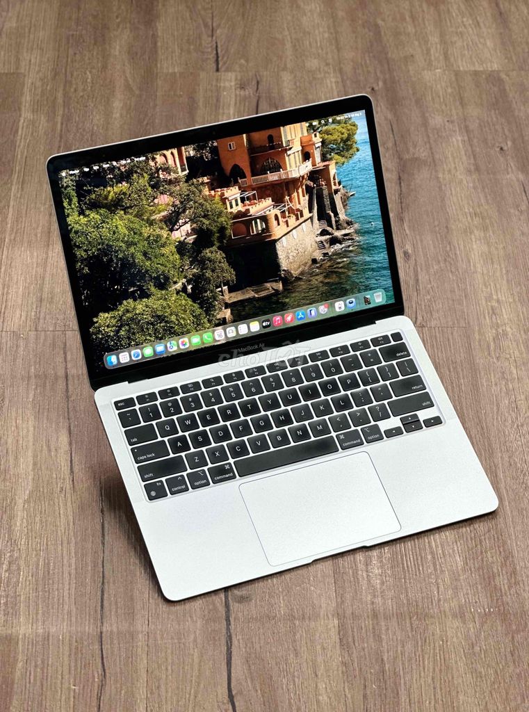 Macbook Air M1 13'  Ram 8GB/ Ssd 512GB sạch đẹp. Mua bán Laptop tại Quận 10 Tp Hồ Chí Minh được đăng bởi APPLE 2HAND hình 1