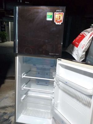 Tủ lạnh Aqua 247L inverter còn zin. Mua bán Tủ lạnh tại Quận 12 Tp Hồ Chí Minh được đăng bởi đuc trung