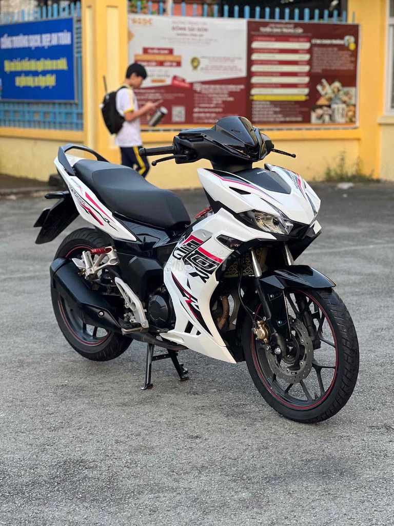 HONDA WINNER X V3 ABS CHINH CHỦ CÓ HỔ TRỢ GÓP. Mua bán Xe máy tại Thành phố Thủ Đức Tp Hồ Chí Minh được đăng bởi Xe Máy Nguyễn Phụng hình 2