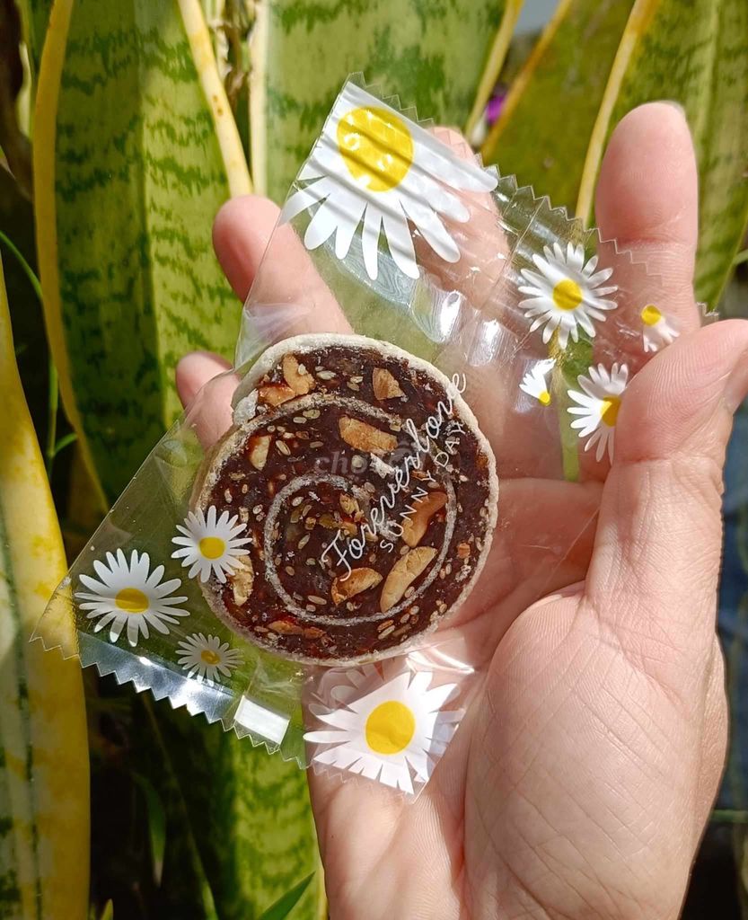 Kẹo Chuối Nước Cốt Dừa Cuộn Bánh Phồng 🥥. Mua bán Đồ ăn, thực phẩm và các loại khác tại Huyện Phong Điền Cần Thơ được đăng bởi An Thúy hình 1