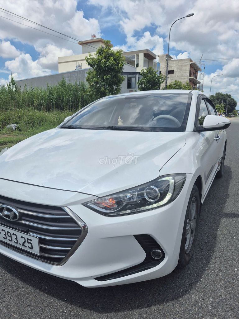 Hyundai Elentra số sàn 2019 - phân khúc C. Mua bán Ô tô tại Quận Cái Răng Cần Thơ được đăng bởi Tình là gì hình 3